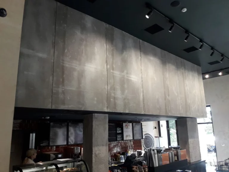 Viros σε μεταλλικό σκελετό από την Μεταλλοδομική Κέρκυρας